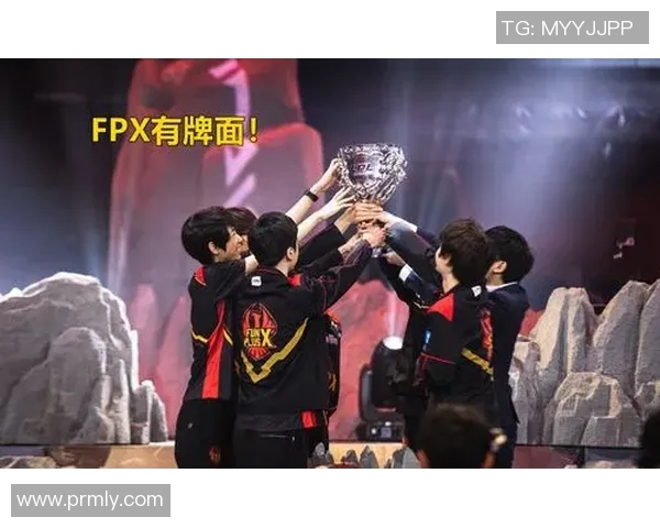FPX以92分稳居冠军杯积分榜首位其他战队紧追不舍 FPX以92分稳居冠军杯积分榜首位其他战队紧追不舍