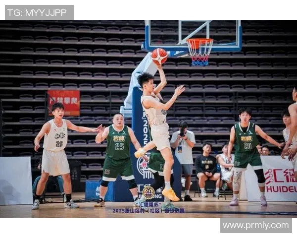 杭州篮球队荣登篮球战术排行榜第四名展现强大实力与团队配合 杭州篮球队荣登篮球战术排行榜第四名展现强大实力与团队配合