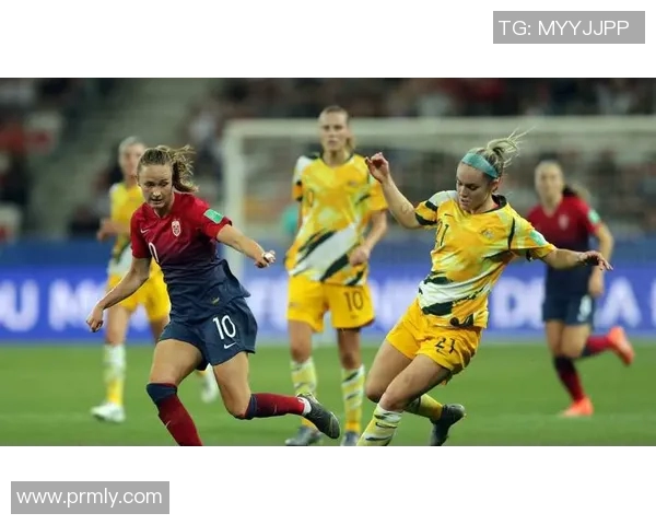 足球明星亲临女足比赛现场展现对女性运动员的支持与热爱 足球明星亲临女足比赛现场展现对女性运动员的支持与热爱