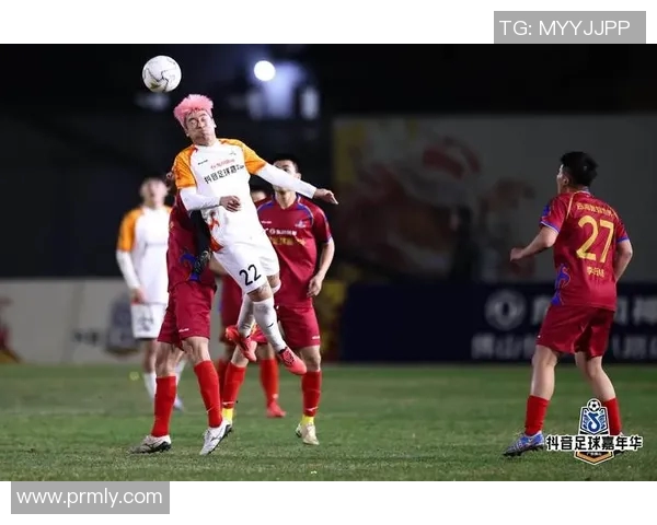 足球明星齐聚抖音平台展现个人魅力与精彩瞬间引发粉丝热议